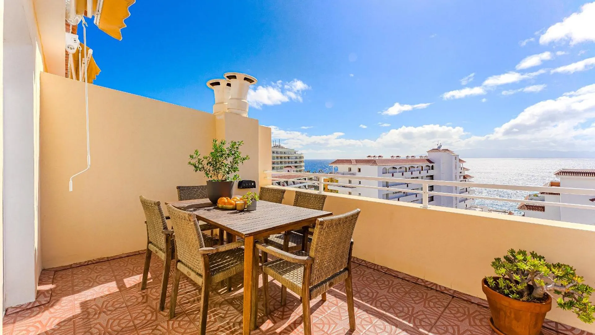 Ocean Front Spacious Family Apartment Puerto de Santiago  Spain