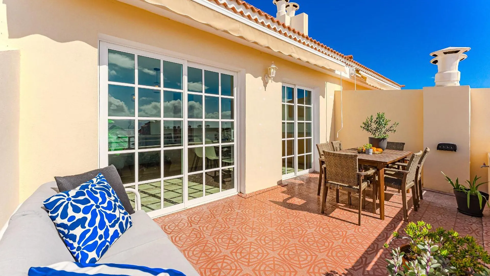 Ocean Front Spacious Family Apartment Puerto de Santiago  0*, Puerto de Santiago (Tenerife) Spain