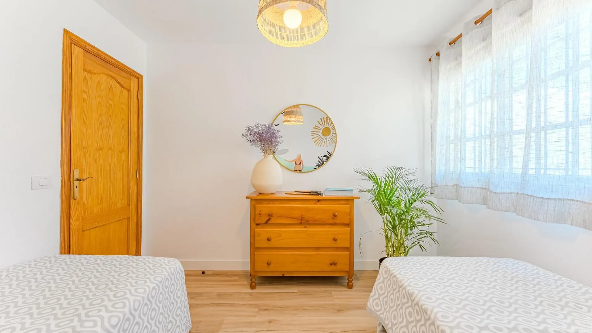 Ocean Front Spacious Family Apartment Puerto de Santiago  Puerto de Santiago (Tenerife)