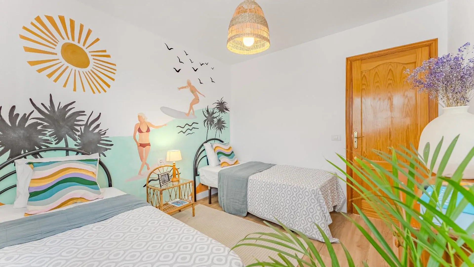 Ocean Front Spacious Family Apartment Puerto de Santiago