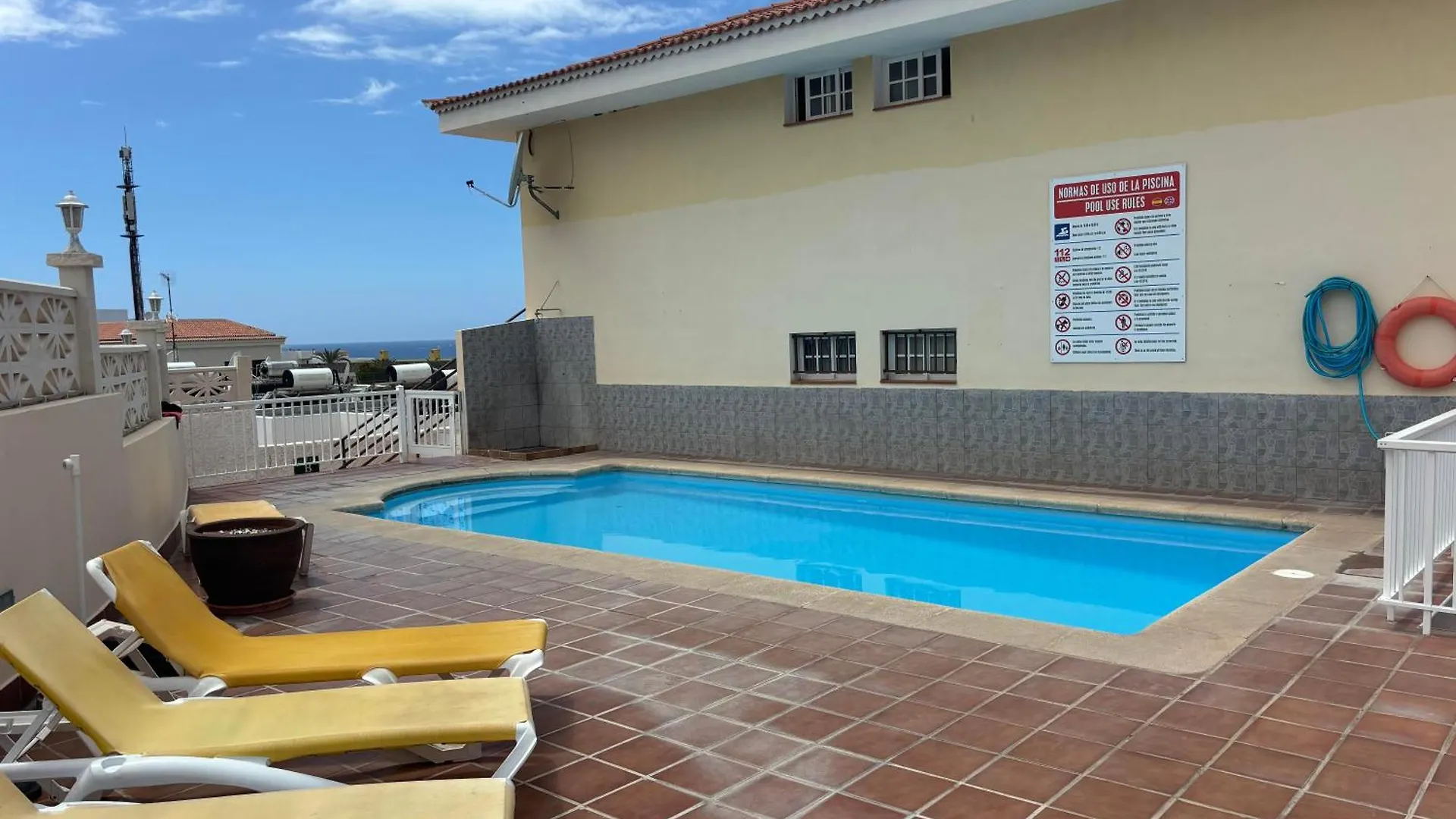 Ocean Front Spacious Family Apartment Puerto de Santiago